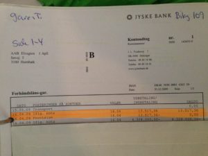 Måske jyske bank snart vil vise mig den aktindsigt som jeres Advokat Morten ulrik gade nægtede mig i 2015. Kunde skulle jo nødig opdage at jyske bank bedrog ham. vi spørger igen, vil Jyske bank fremvise det bilag som lovligører at jyske bank tager af betroet midler 16-04-2009 vi taler om det der lån på 4.328.000 kr. som rådgiver i Jyske bank Nicolai Hansen 2010 og bestyrelsesmedlem i Jyske bank 31-05-2016 skriver til min advokat, er hjemtaget og udbetalt KOM NU TAL MED MIG 