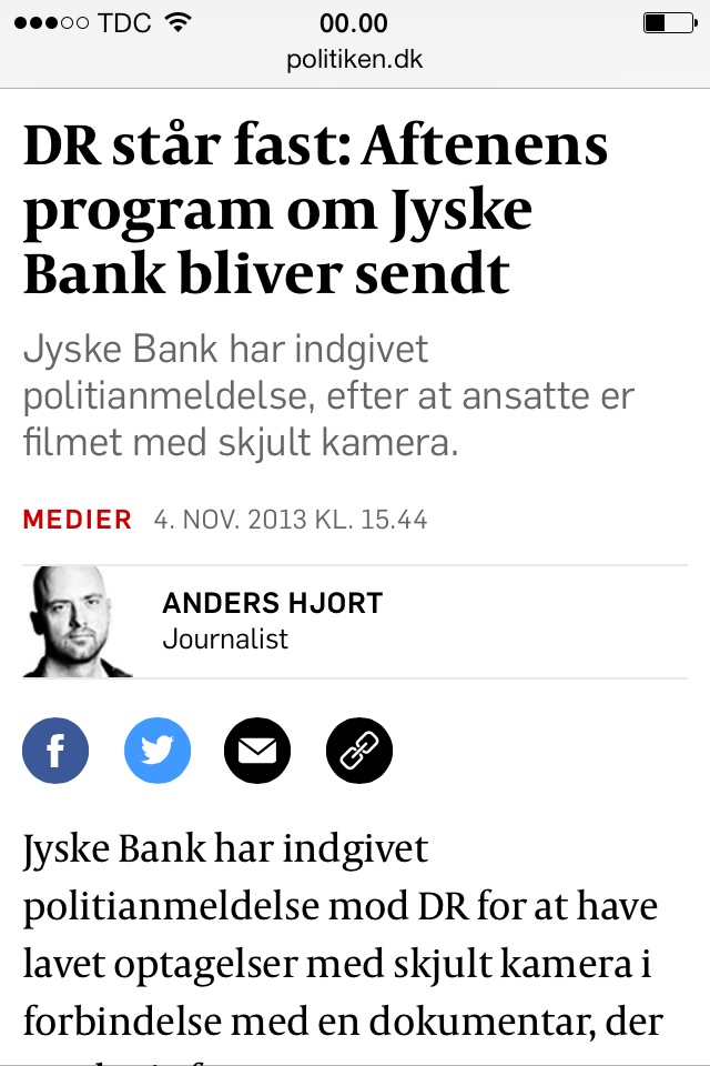 DET HANDLER OM MILLION BEDRAGERI, MOD LILLE KUNDE I JYSKE BANK ET BEDRAG SOM NYKREDIT KENDER ALT TIL. Utroligt Nykredit mener at de har brugt meget tid på at hjælpe Først skrev i en periode på over 2 år, uden Nykredit ville svare Så blev vi nødsagede til at stævne Nykredit, og først der fik vi kontakt og lidt bilag. :-) Så hvem kæmper og bruger mange resurser for at opklare den svindel foretning som jyske bank laver Og som Nykredit forsøgte at dække over ved at svare vildledende. På bare et enkelt spørgsmål Som Har jeg haft flere lån i Nykredit, end det lån jeg har nu. :-) Dette fik jeg et helt bevist vildledende svar på = Du har det lån du får opgørelse på hvert år. Der var jo ikke noget svar Så at knoklet hvert et lille svar Og det mener Nykredit at er bruge mange resurser :-) ---------- Tekst til billede Advokat Søren H. Hoffmann Christiansen fra Nykredit Skrev 21/2-2018 Og bekræftede vel bare hvad Mette Egholm Nielsen allerede har sagt NYKREDIT VIL IKKE LEVERER SKYTS IMOD JYSKE BANK Og ved ikke at ville udlever alle bilag, må der være noget Nykredit vil skjule, for at hjælpe jyske bank med at forsøge skuffe i retssag. - Jyske bank kan være helt rolige, Nykredit skriver jo at de nok skal lade være med at sende flere bilag, som kan skade jyske Banks troværdighed i denne kedelige sag, om udnyttelse svig og falsk - :-) At Nykredit har selv øknomisk har udnyttet og udnytter At jyske bank laver fusk, dokument falsk svindel løgn Og u at tage 3 et bidrag på 3 % :-) det har været meget svært at få bare lidt ud af Nykredit, Det siger sig selv efter, der skulle over 2 års forsøg med skriverier Til før at få Nykredit til at svare - Nykredit afviste først at svare i en år række men 24-11-2015 fik vi kontakt første gang. :-) Det syntes at handle om at trække tiden for at sigte mod forældelse for Nykredit's andel. - Det har handlet om at trække tiden og det er gået som ønsket - Nykredit skrev på anmodning om akt indsigt, at Nykredit ikke ville udlevere akt indsigt - Altså at Nykredit først ikke ville udlever noget som helst, er at hjælpe jyske bank Først efter Nykredit blev stævnet fik vi lidt bilag ud af dem Der i blandt kom bilag D. 1093 :-) Det er stadig planen at Nykredit advokaten Mette Egholm Nielsen som har fået fremlagt sags bilag i svindel sagen og derfor godt kender godt til bedraget. Mette bør derfor indkaldes som vidne i bedrageri sagen mod jyske bank. :-) Nykredit er ikke anklaget i sagn mod jyske bank :-) Men Nykredit har klart udnyttet fordelen til at tjene mangler penge, som er blevet er tab for kunden Det er ikke små penge. At det jyske bank som gjorde det mulig, det ved vi godt :/) Men at navne som dit Søren H. Hoffmann Christiansen overhovet nævnes, er for at give historien et sandheds preg. For hvem kender til bedraget i Nykredit Tænker du er sat ind i sagen grundet, BLAG D er bevis på dokument falsk Kan jo ikke skrive Nykredit ud for 10 personer For hvem har så skrevet hvad :/) Planen er at alle mails mm Som har med sagen at gøre offenligøres Også dem fra Nykredit Hvad er det vi ønsker at vide alt